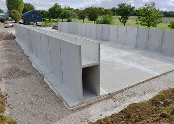 H-Wand, Keermuur, Agri, Landbouw, mur de soutènement, Silo couloir, AgrarWände, Fahrsilo, Zusammenarbeit, Erfolg, Landwirtschaft, CBS BETON